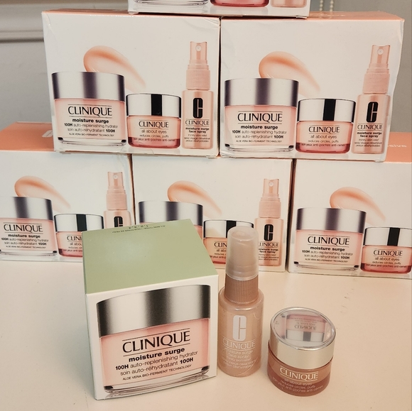 Moisture Surge™ 100H Auto-Replenishing Hydrator 125 ml + All About Eyes™  15. Ml - Picture 2 of 4